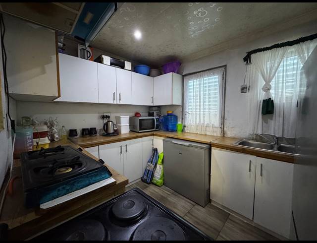 3 BEDROOM HOUSE FOR SALE IN SUNSET GLEN
